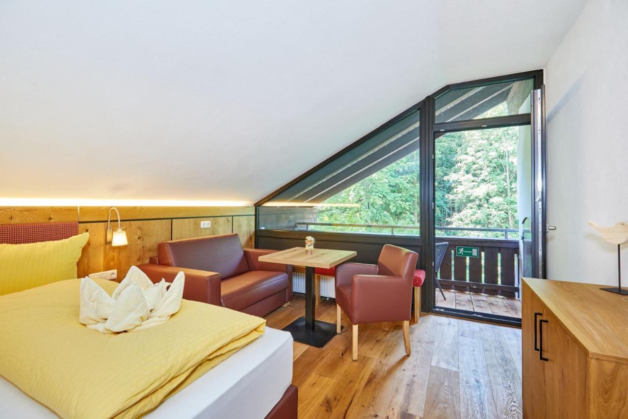 Appartement Loser Mit Indoorpool Und Sauna Бад Гоисерн Экстерьер фото